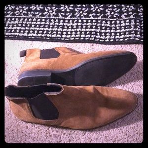 Size 13 Chelsea Style Boots (9/10 condition)